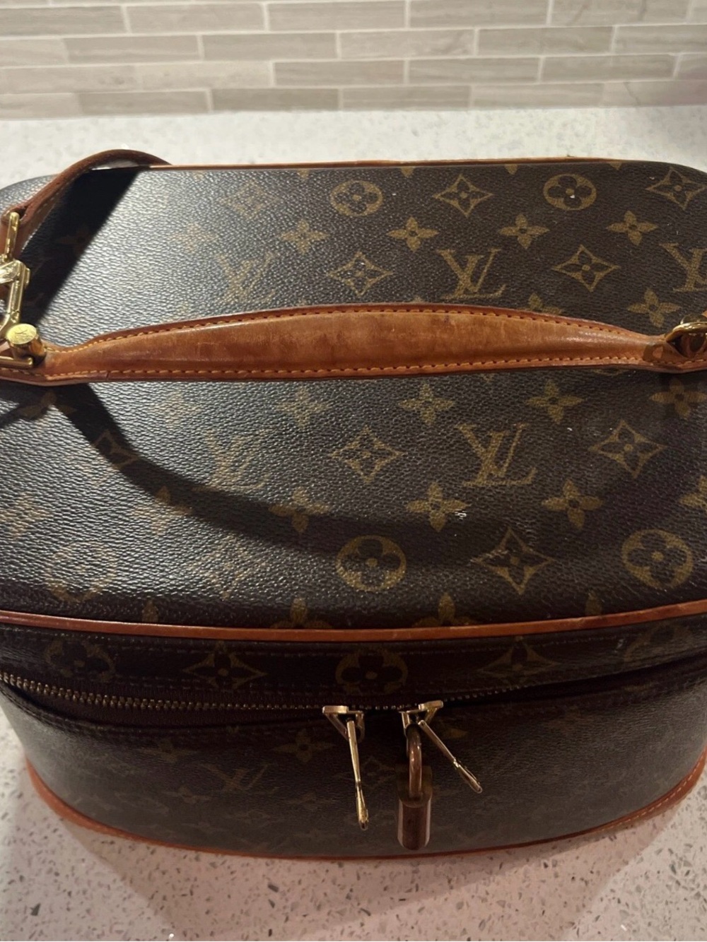 Louis Vuitton Monogram Canvas Train case/ Toiletry Case in Brown and Tan - Picture 6 of 16